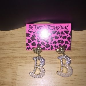 Betsey Johnson Rhinestone/ Rhinestone “B” initial earrings